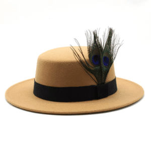 Chapeau a plume